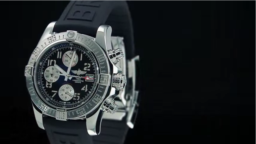 BREITLING AVENGER «FACELIFT»
