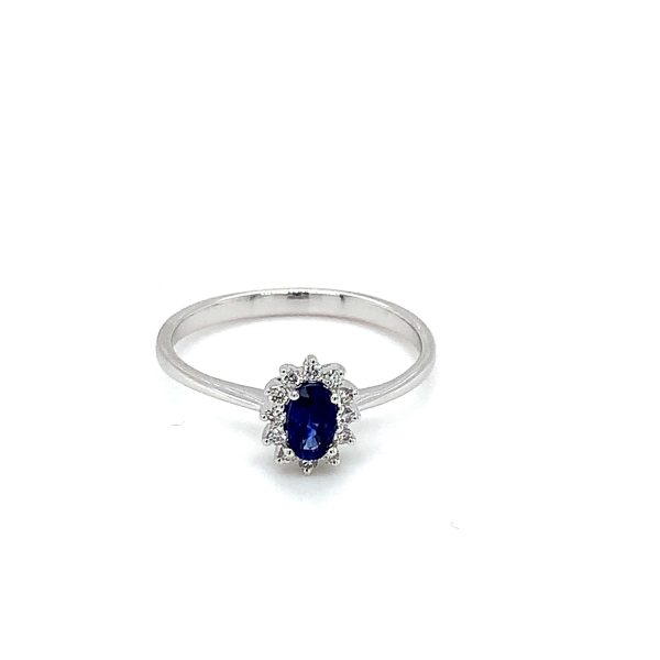 Hvitt gull rosett ring m/ 0,37ct  Safir og 0,09ct diamanter