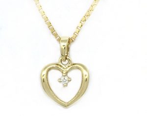 Gult Gull Anheng M/ Diamant 0,07Ct