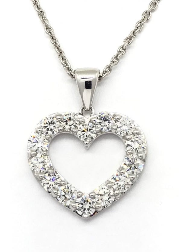 Hvitt Gull Diamanthjerte M/ Totalt 1