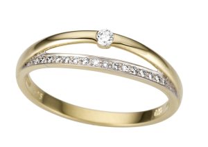 Gult gull ring m/ diamanter 0,12ct