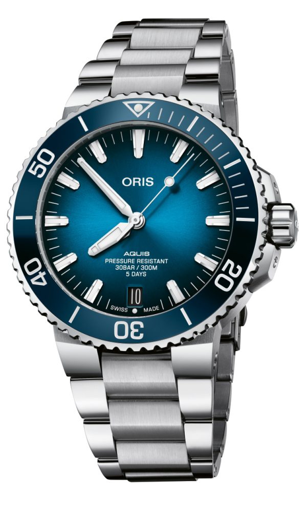 Aquis Date Caliber 400 Blå- 43,5mm