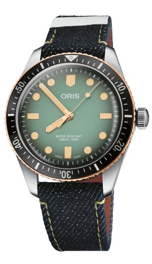 Divers Sixty five  X MOMOTARO