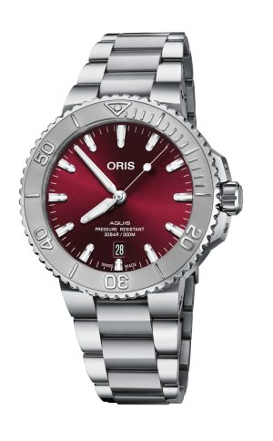 Aquis Date Relief Cherry 41,5mm