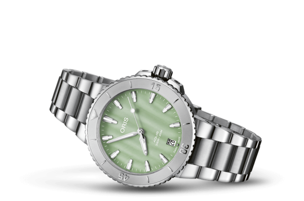 Aquis Date 36,5mm - Grønn perlemor - Bilde 4