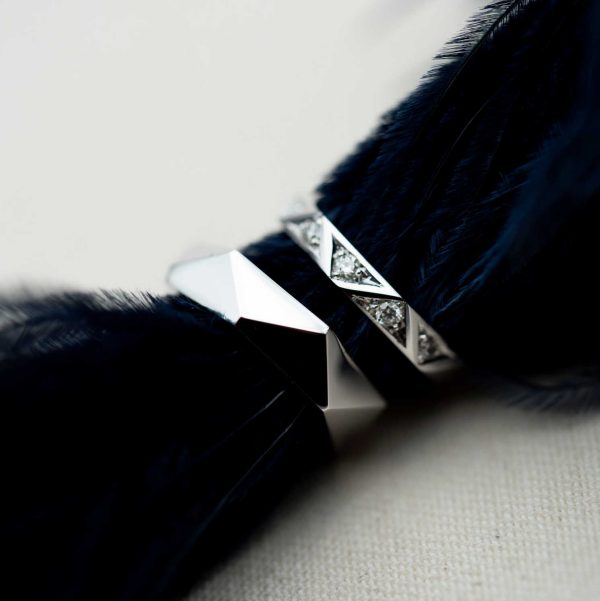 "Fasett" Hvitt gull ring m/ diamanter 0,10ct - Bilde 2