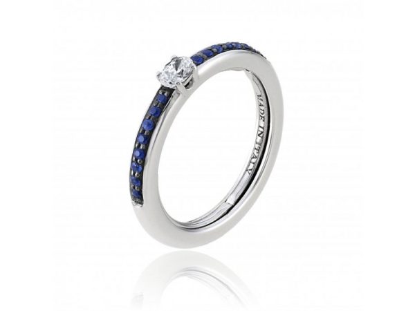 Anello Stack me line ring hvitt gull m/ diamant og safirer