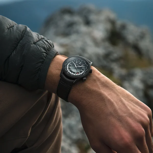 Freelancer GMT Svart PVD m/ svart lær rem, 41mm - Bilde 3