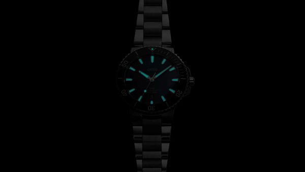 Oris Aquis Date 43,5mm - Blå m/ lenke - Bilde 4