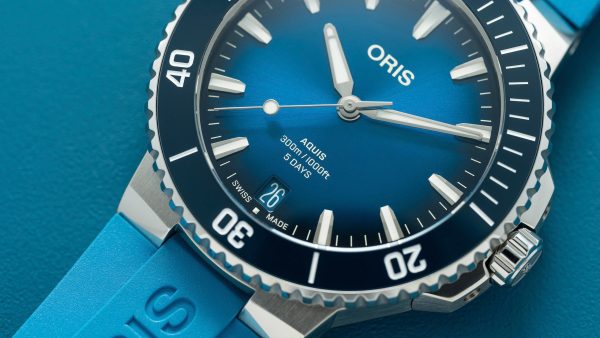 Aquis Date Caliber 400 Blå 43,5mm m/ gummirem - Bilde 5