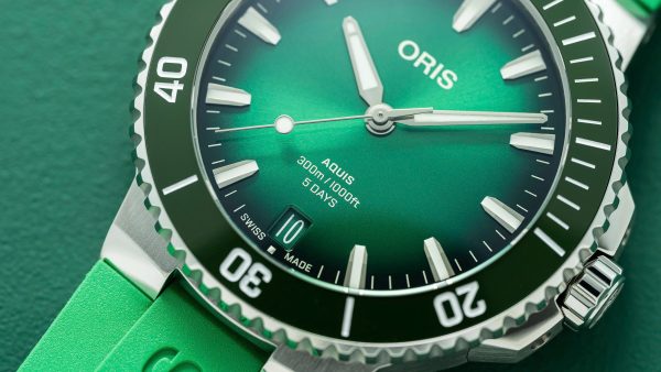 Aquis Date Caliber 400 Grønn 43,5mm m/ gummirem - Bilde 2