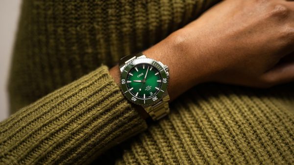 Oris Aquis Date Caliber 400 Grønn m/ lenke - 43,5mm - Bilde 5