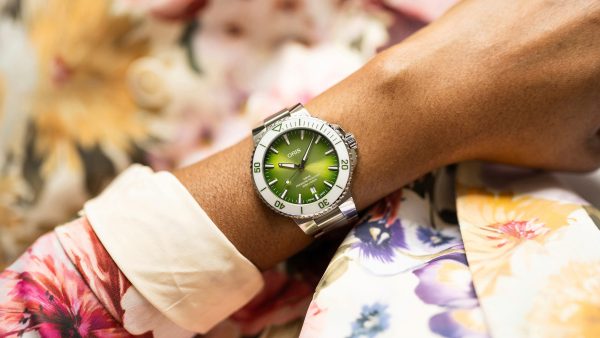 Oris Aquis Date 41,5mm - A taste of summer Green m/ lenke - Bilde 4