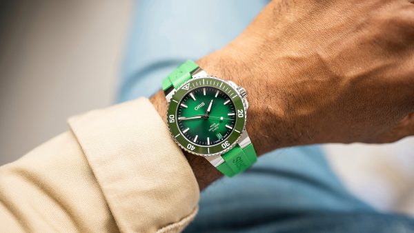 Aquis Date Caliber 400 Grønn 43,5mm m/ gummirem - Bilde 4
