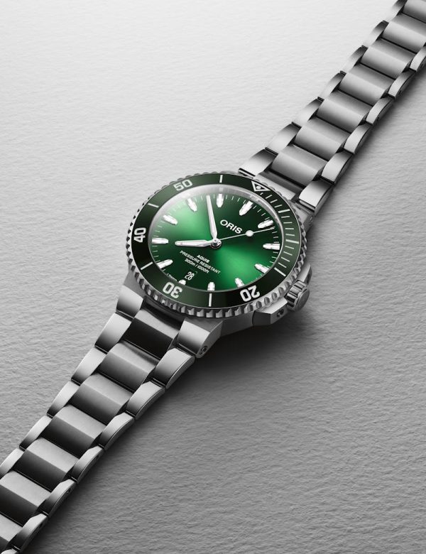 Oris Aquis Date 41,5mm - Grønn m/ lenke - Bilde 2