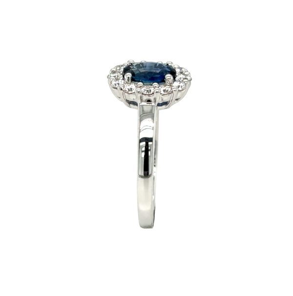 Hvittgull Rosett Ring m/ 1,05ct Safir og totalt 0,42Ct Twsi Diamanter - Bilde 2