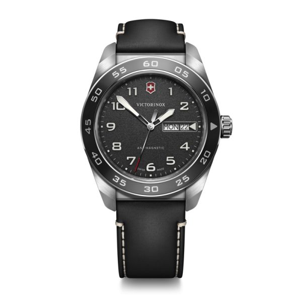 Swiss Army 42   - Svart m/ skinnerem