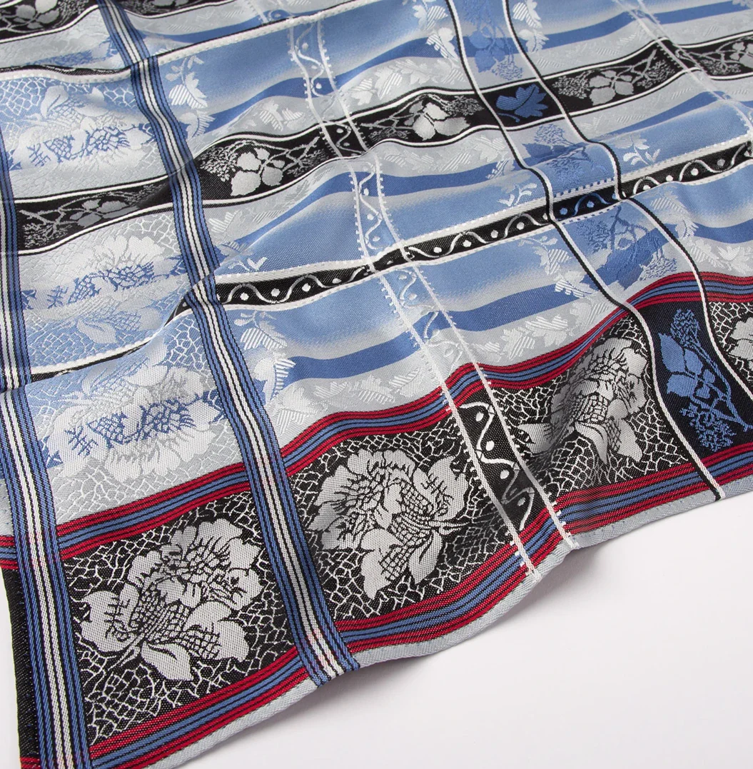 Eufemia silkeskjerf 70x70cm - Blå/hvit - Bilde 3