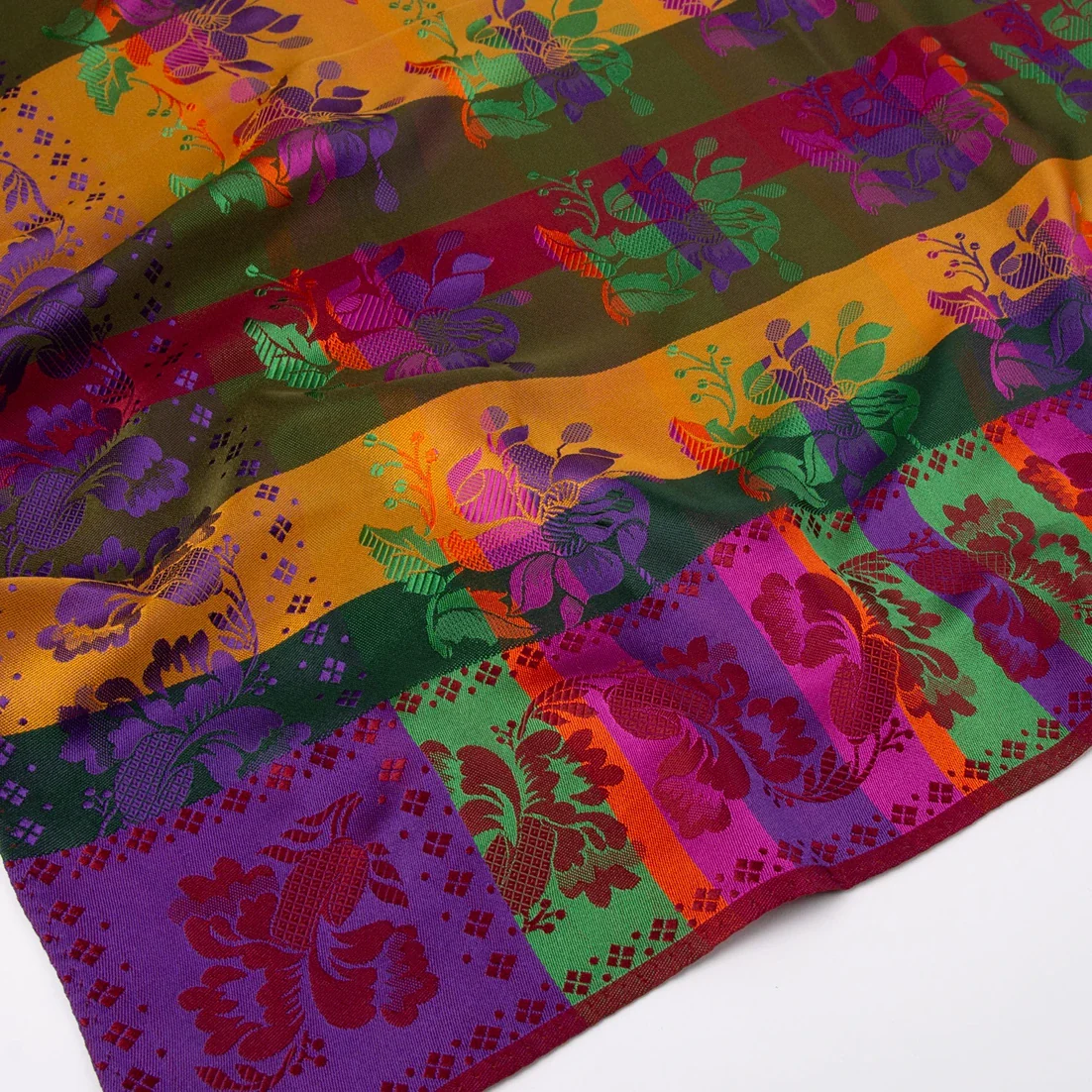 Gabriella Silkeskjerf 70x70cm - Lilla/Gul - Bilde 3