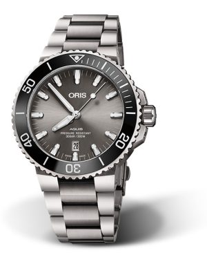 Oris Aquis Titanium Date - 01 733 7730 7153-07 8 24 15PEB