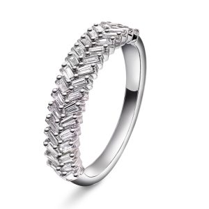 EC1914 Ring i gull med diamanter, hvitt gull