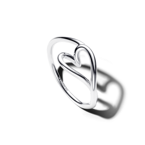 Pandora Organisk Formet Lite Hjerte Ring