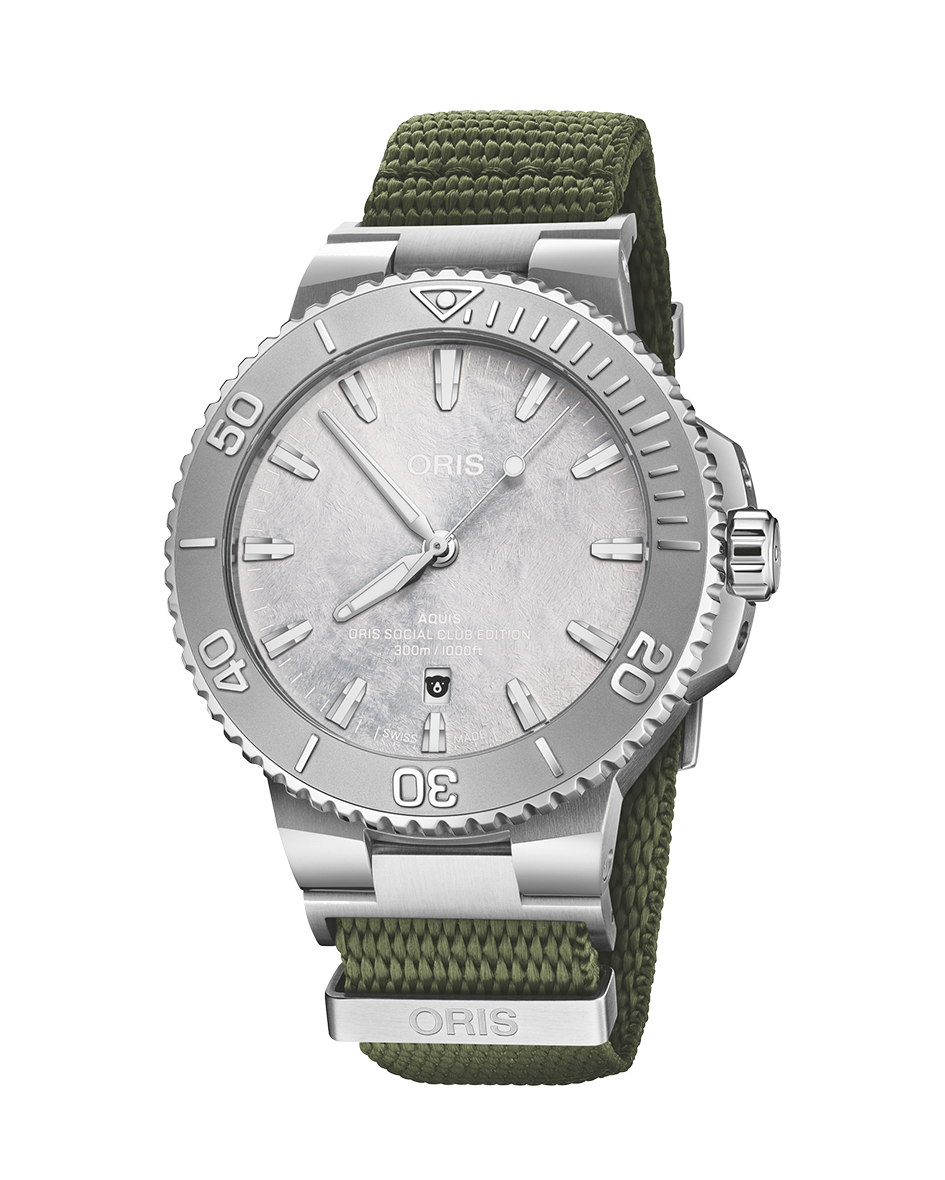 Oris Aquis Social Club Edition II 43.5 mm - 01 733 7789 4121-Set